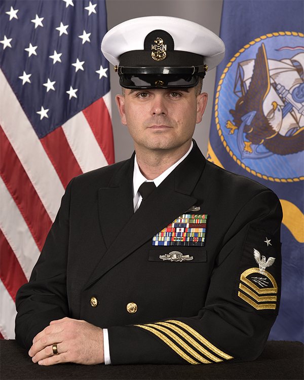 Official portrait of Mark Malinowski in U.S. Navy Chief Petty Officer service dress blues